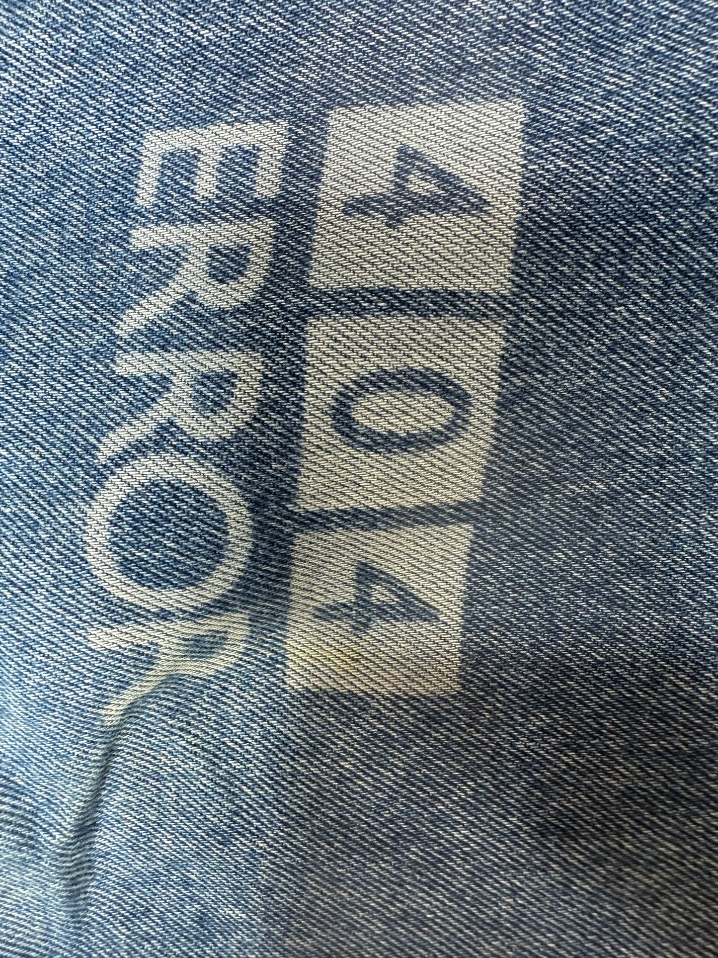 Vetements AH19 "Error" Print Denim Jeans - Size 32