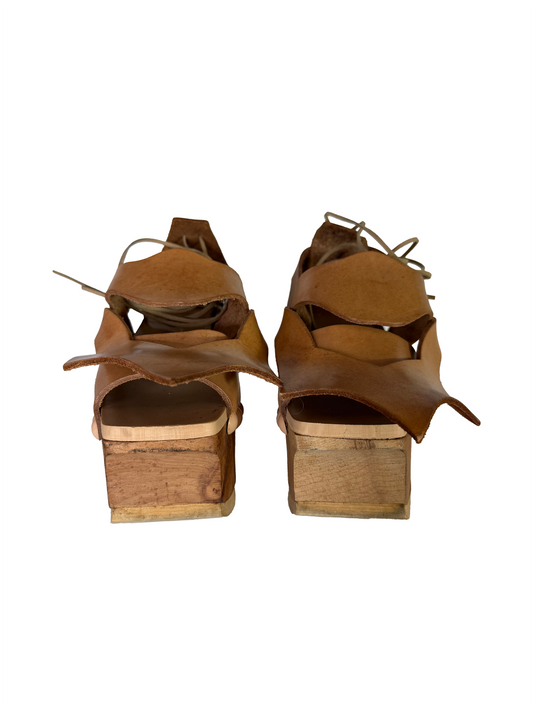 20471120 Eva Yike Sandals - Size 37